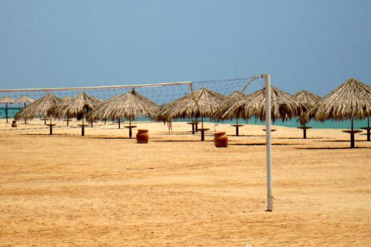 Marina Wadi Degla A Ground Chalet Near To The Beach In Ain Sokhna 艾因苏赫纳 外观 照片
